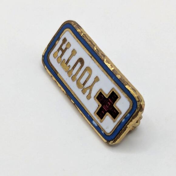 Vintage Red Cross Cloisonne Junior LSS Life Saving Service Youth Badge Pins Set - Picture 3 of 4